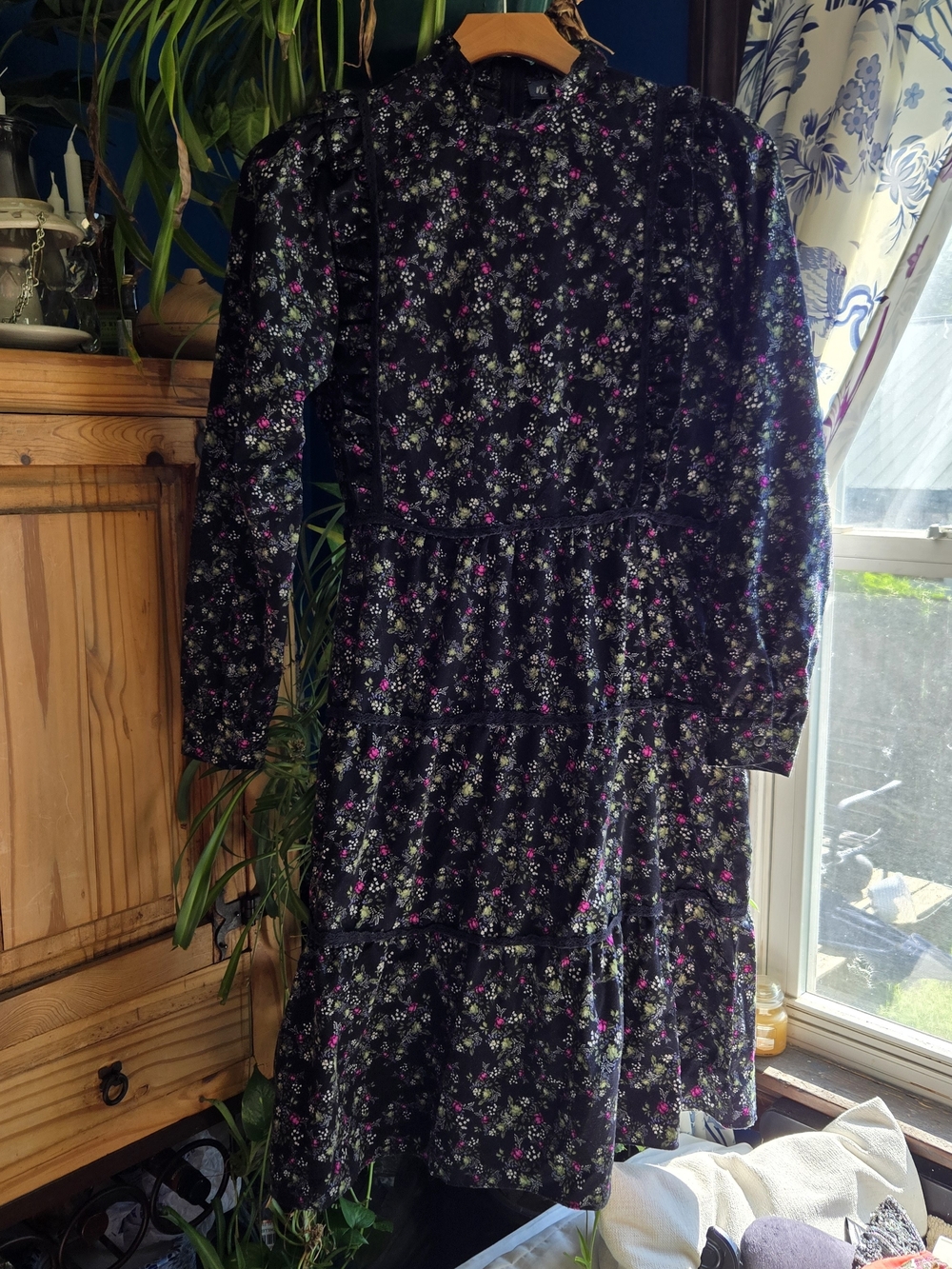 Noni Floral Zip-Back Dress - Black with Pink & Green Floral